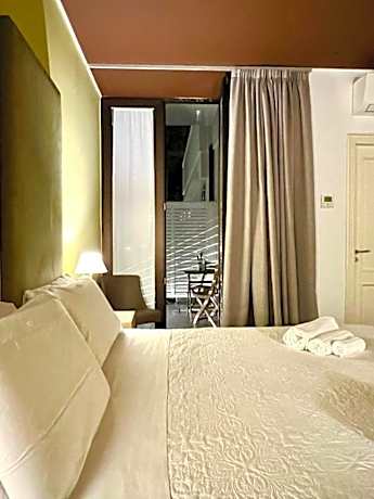 Deluxe Double Room with Terrace
