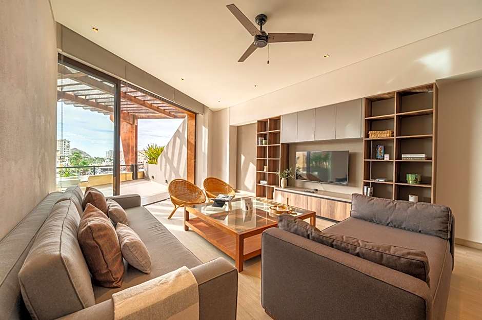The Paraiso Residences at Marina Cabo