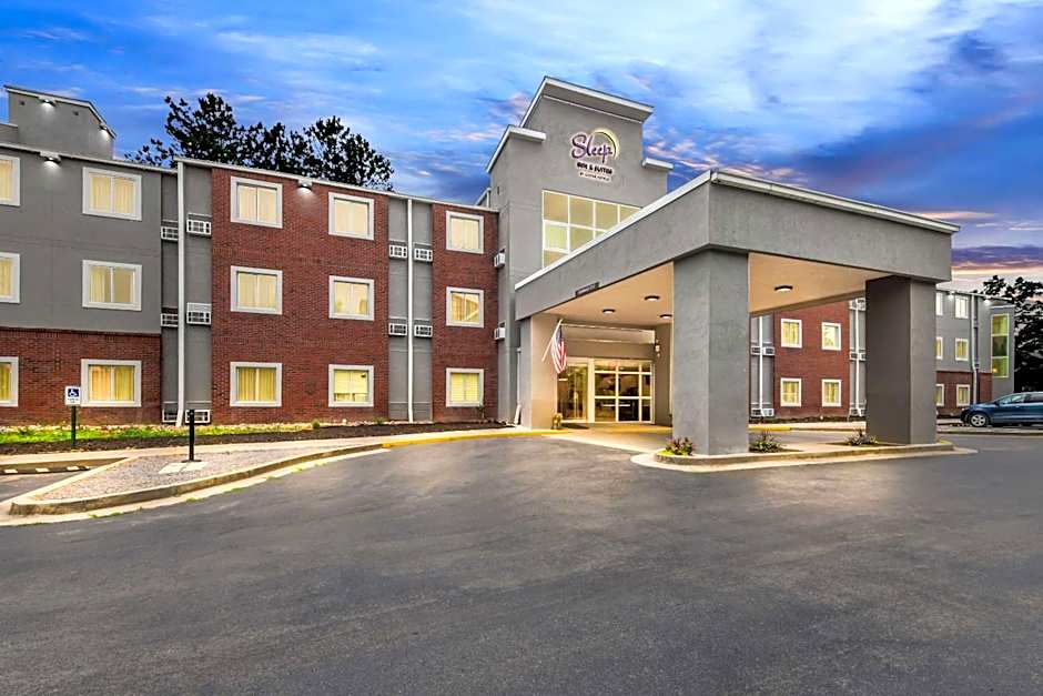 Sleep Inn & Suites
