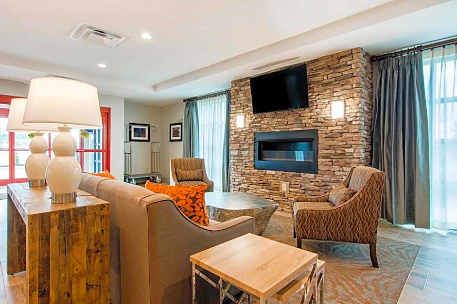 Comfort Inn & Suites