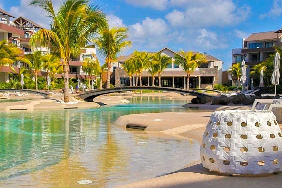 Choisy Les Bains Apartments with Lagoon Pool by LOV Mauritius