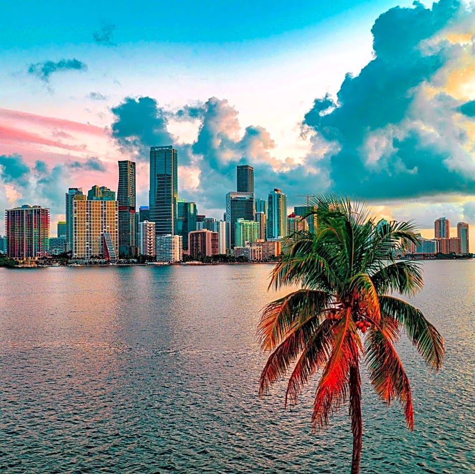 Atwell Suites Miami Brickell by IHG