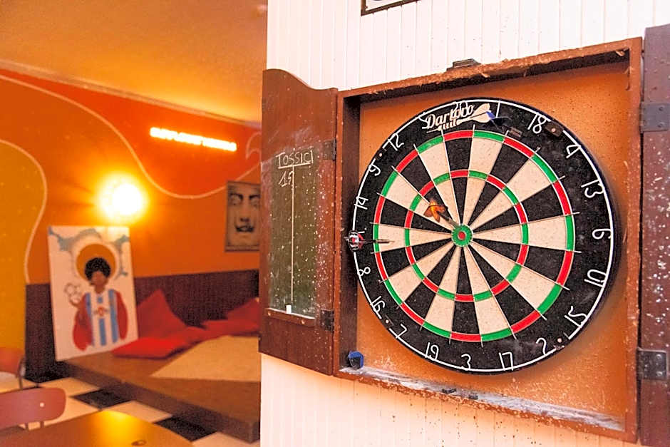 Sunflower Beach Backpacker Hostel & Bar