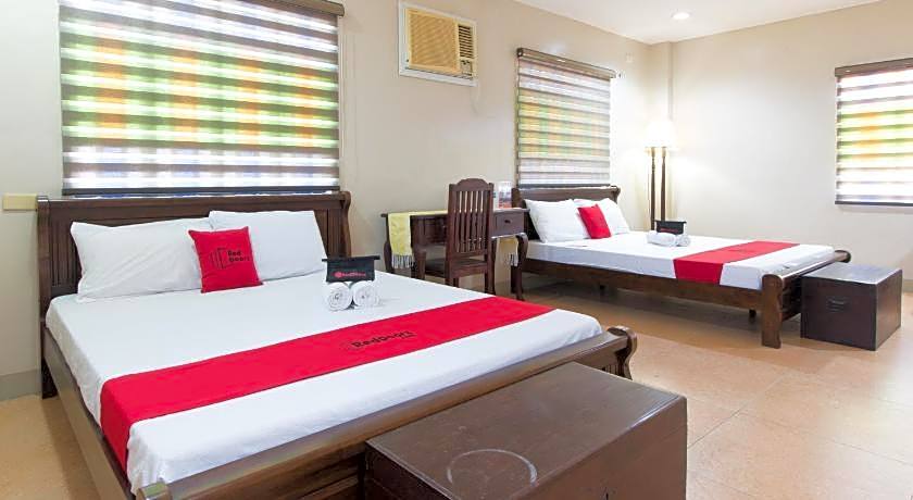 RedDoorz @ Teofila Lodge