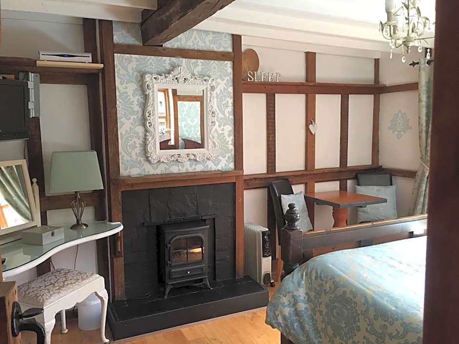 Dolweunydd Bed and Breakfast