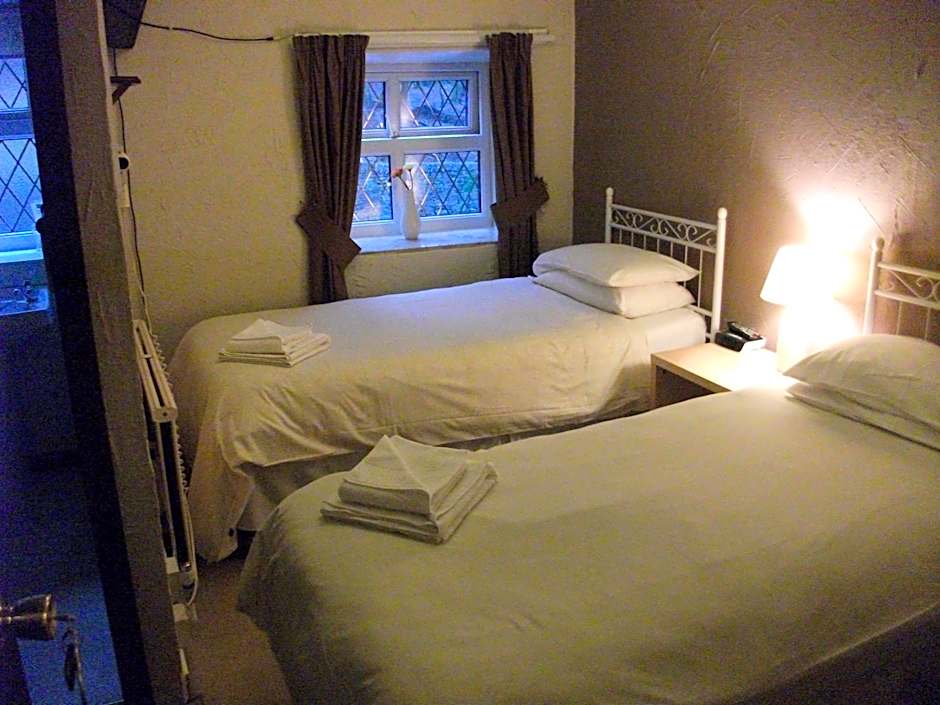 The Lantern Pike Inn