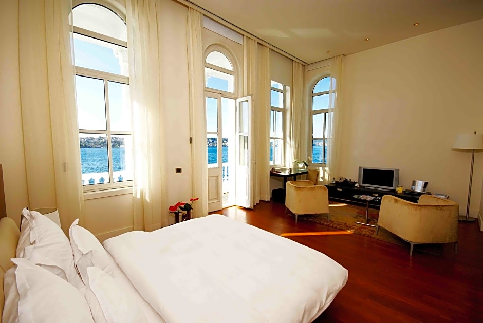 Photo 1 of 3 of Suite, Sea View, Terrace