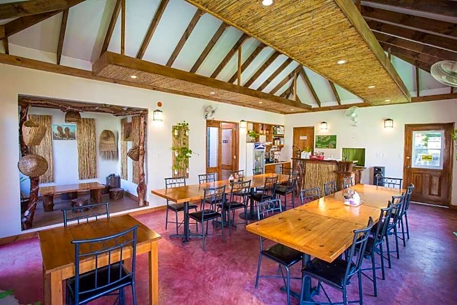Villa De Babat