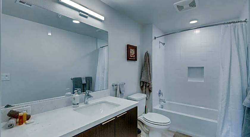 SuitesRUs Apart Hotel near Dodgers Stadium