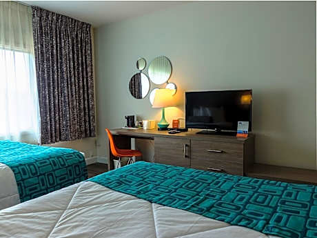 Queen Room with Two Queen Beds - Ground Floor/Non-Smoking