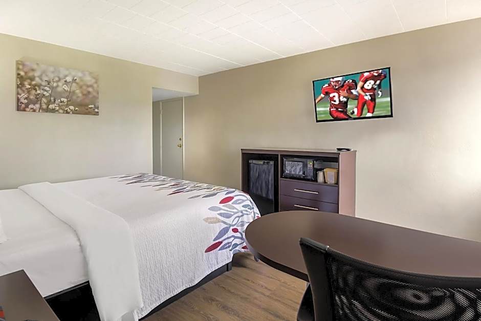 Red Roof Inn New Stanton