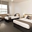 Adelaide Riviera Hotel