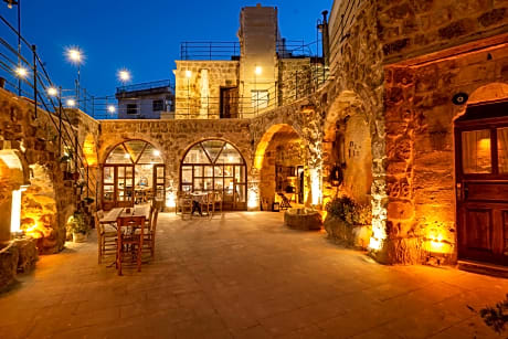 Atilla's Cave Hotel