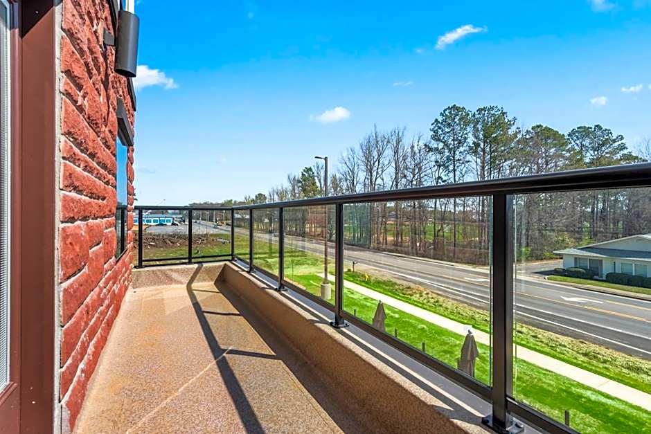 Cobblestone Hotel & Suites - Cullman