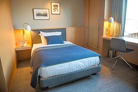 Single Room with Private Bathroom