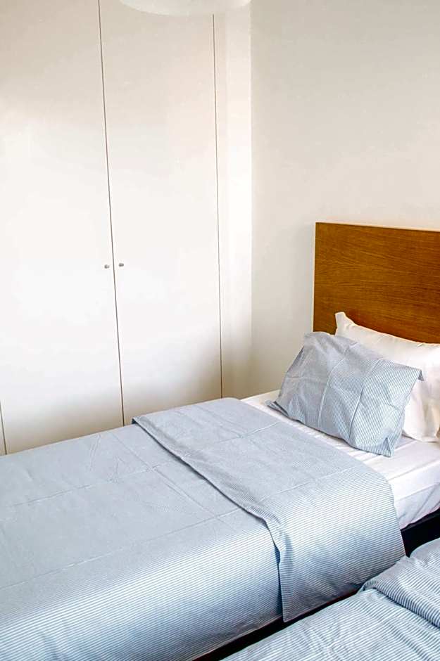 Photo 1 of 2 of Double Room