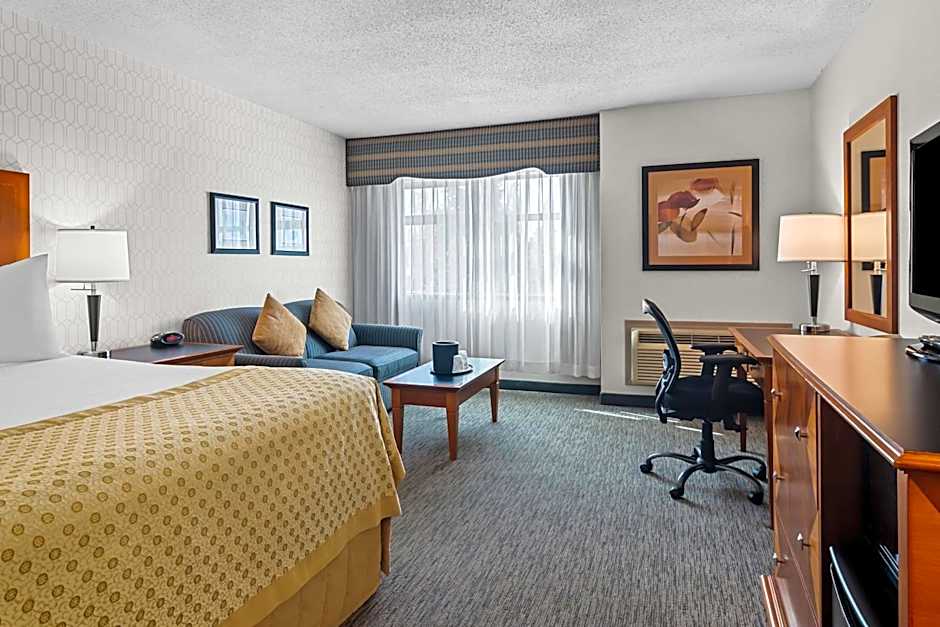 Best Western Plus Langley Inn
