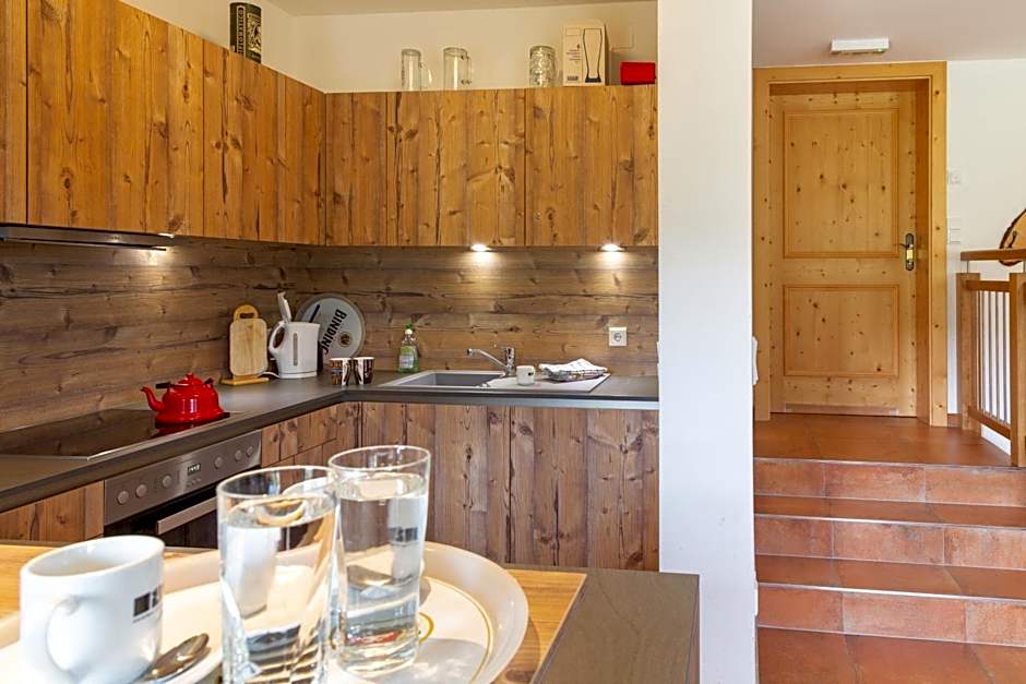 Almhaus Alpenrose Postalm