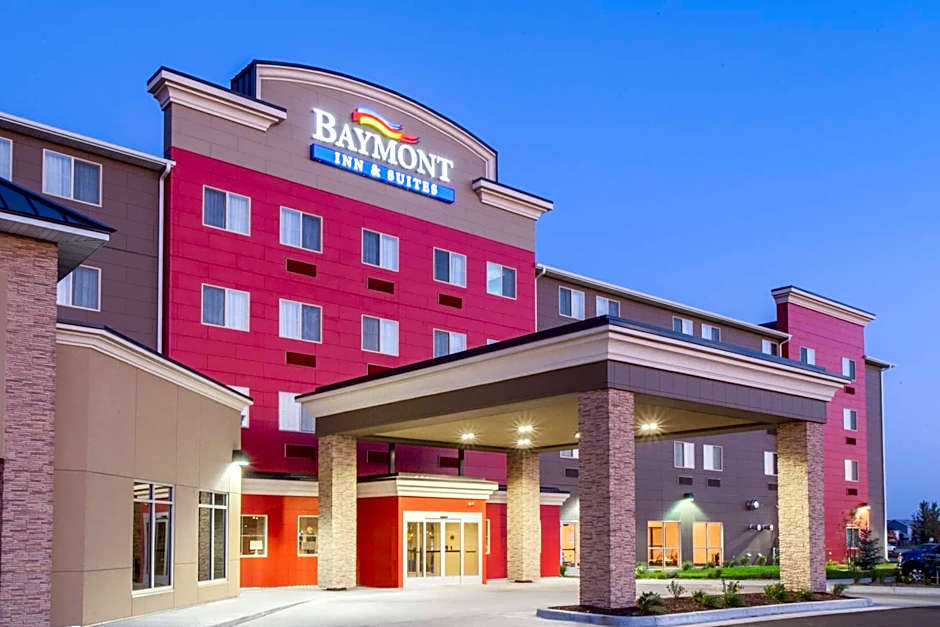 Baymont by Wyndham Grand Forks