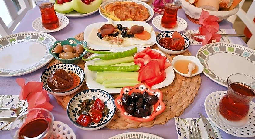 Alayaz Hotel