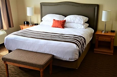 King Room - Non-Smoking