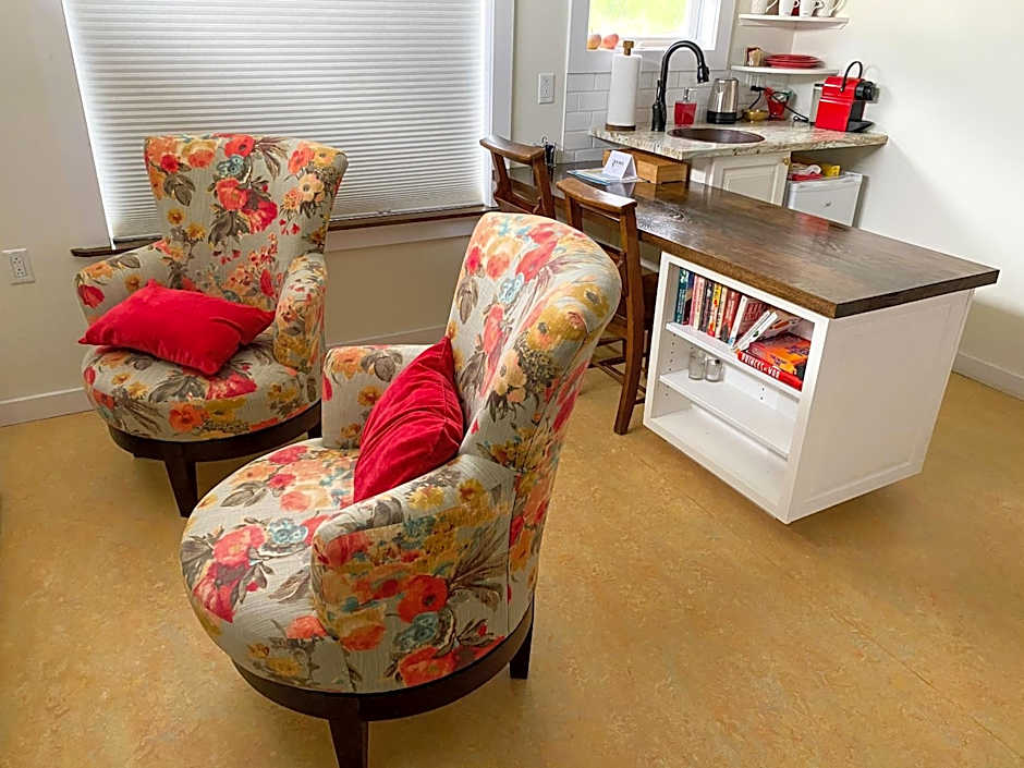 The Rooms at Woody Point