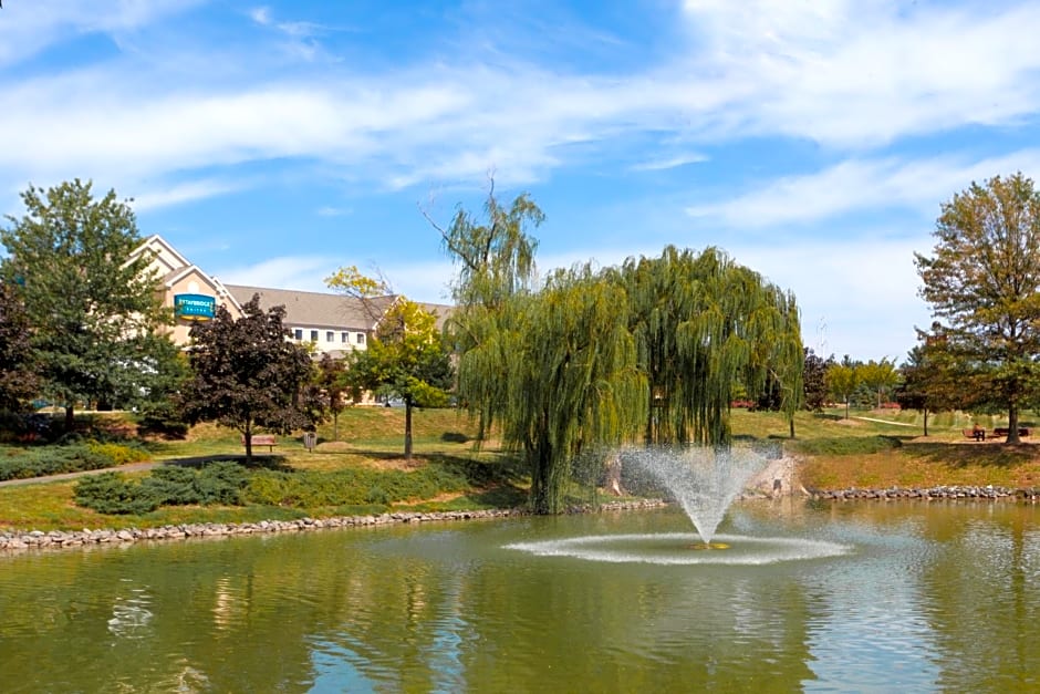 Staybridge Suites Chantilly Dulles Airport