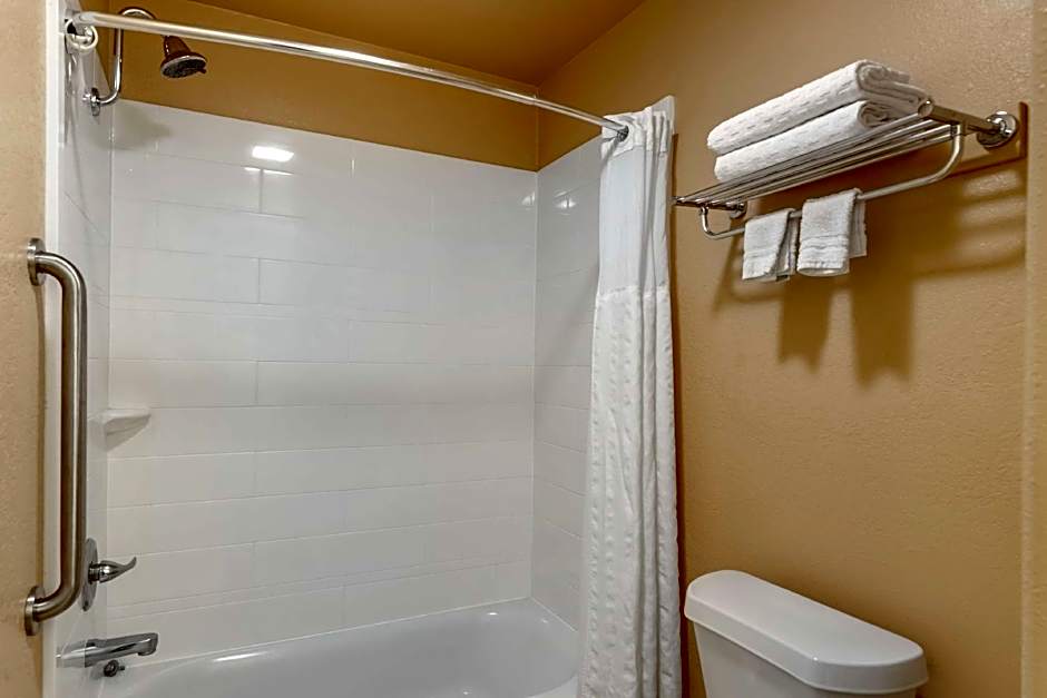 Best Western Windwood Inn & Suites
