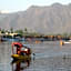 Young Shahzada Group of Houseboats