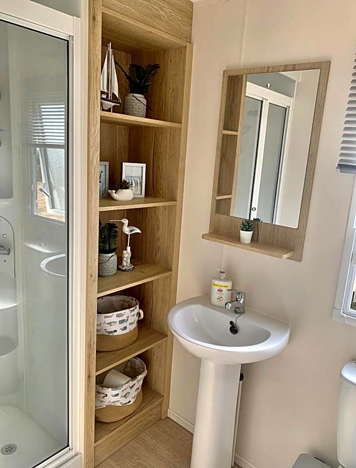 The Wardens Escape - Tattershall Lakes Country Park