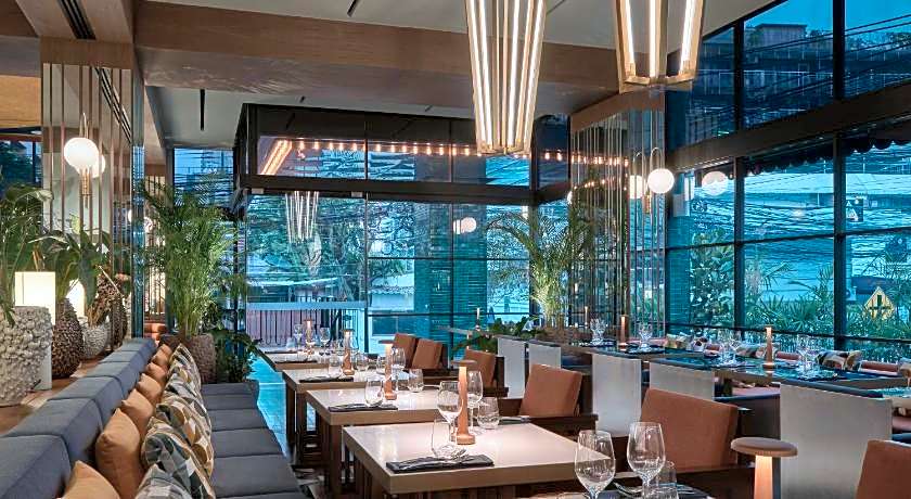 Public House Bangkok, a Member of Design Hotels