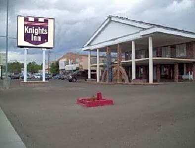 Knights Inn Wendover