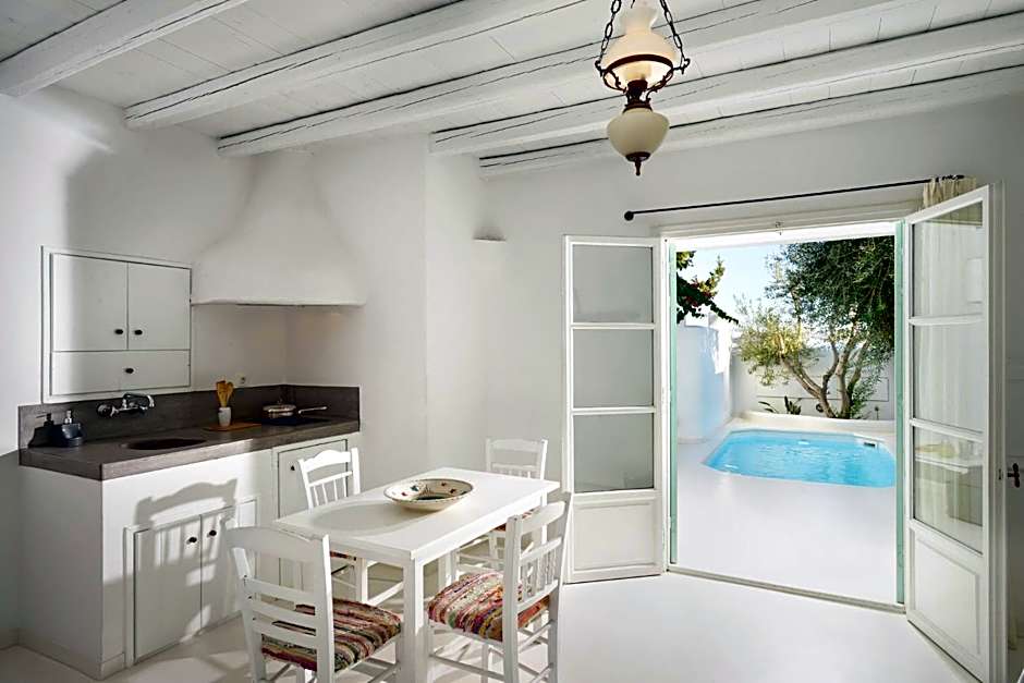 Thalassitra Private Pool Suites