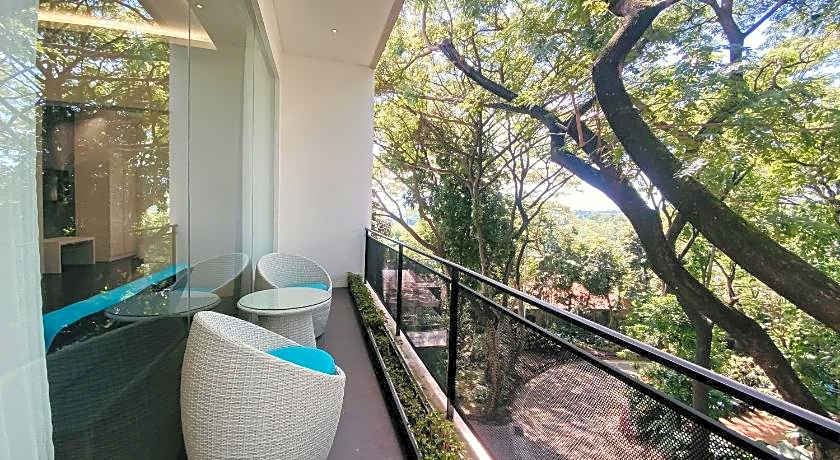 K Gallery Hotel