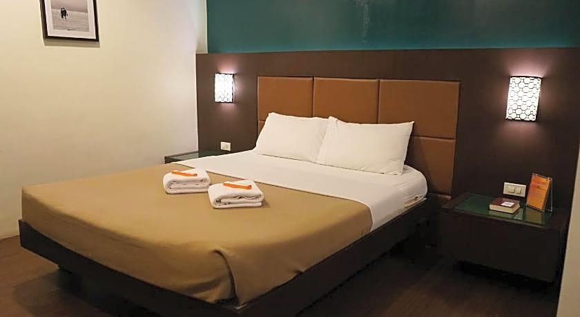 Tacloban Plaza Hotel