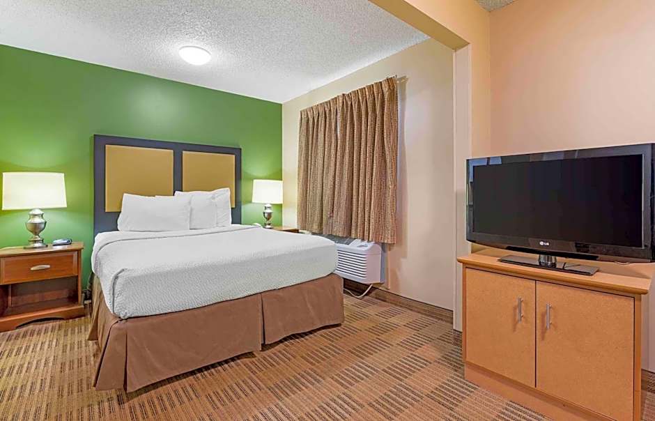 Extended Stay America Suites - Cleveland - Middleburg Heights