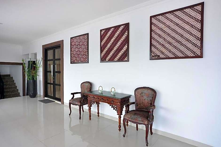 OYO 611 The Edwin Syariah