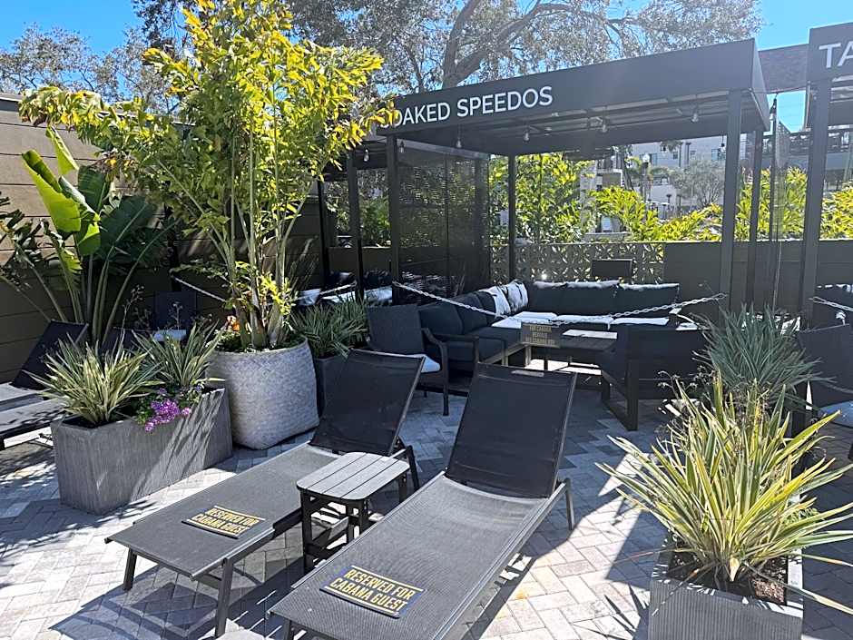 Mari Jean Hotel - All Adults Welcome