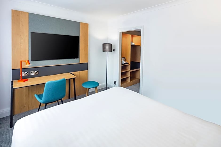 Holiday Inn High Wycombe M40 Jct.4 By IHG