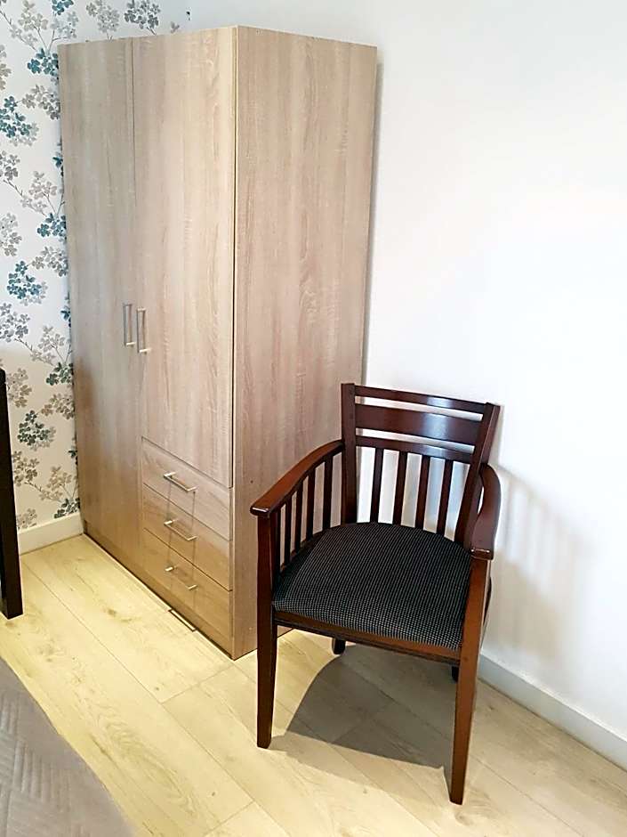 Bed & Breakfast Moments