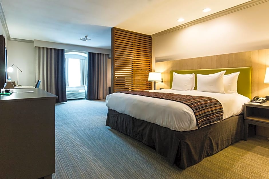 Country Inn & Suites by Radisson, Metairie (New Orleans), LA