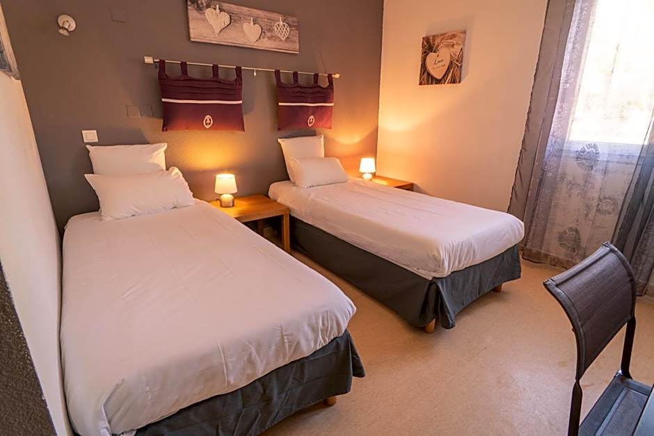 Le President-Gare Nimes Pont Du Gard