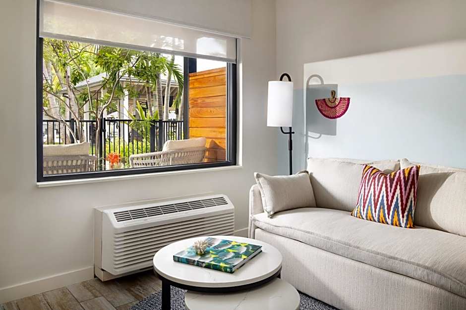 Blue Flamingo Resort Key West