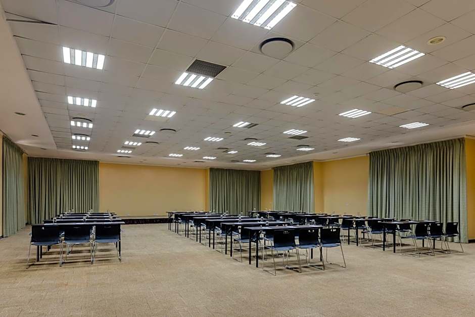 Protea Hotel by Marriott Benin City Select Emotan