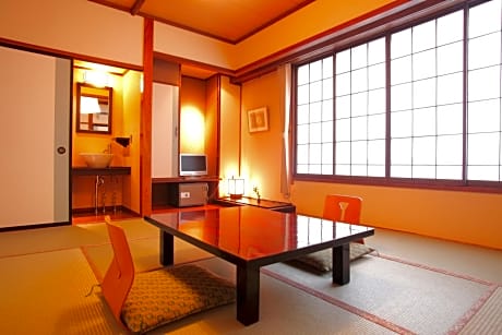 Economy Japanese-Style Room with Shared Bathroom