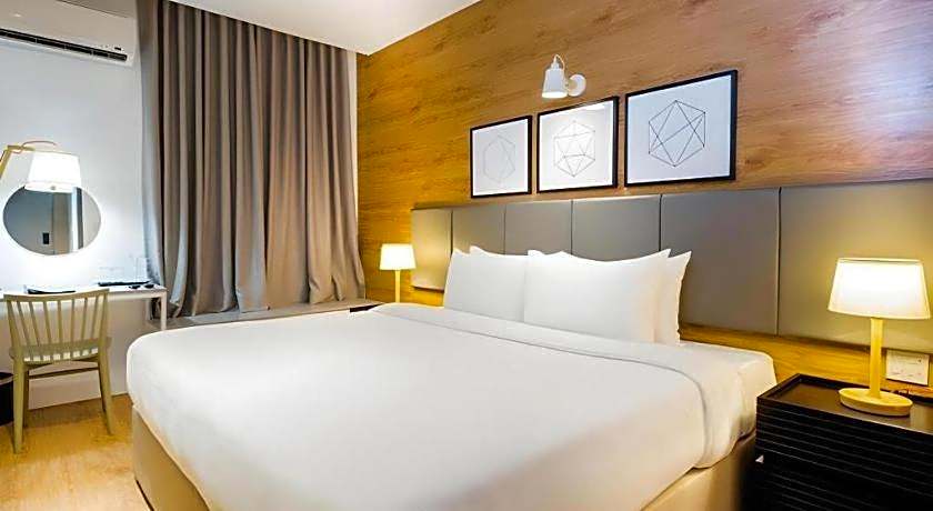 Avior Hotel