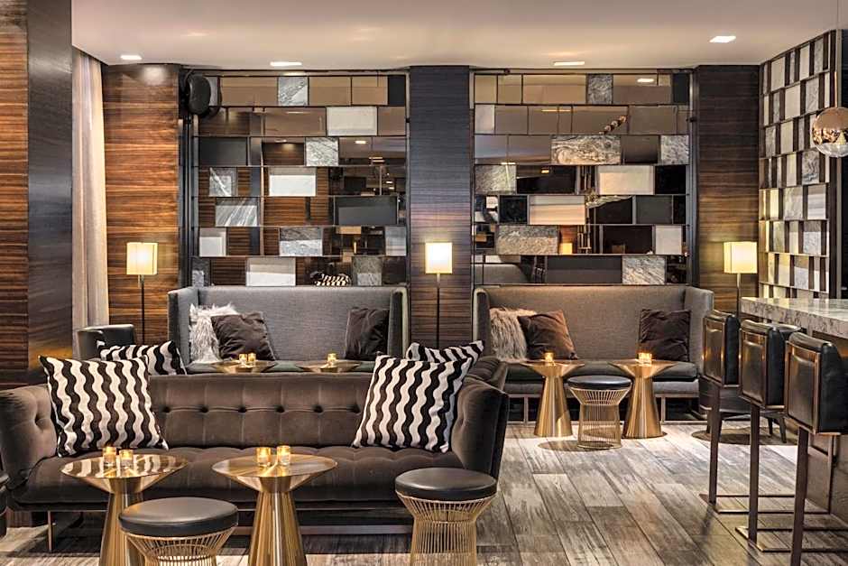 Empire Hotel