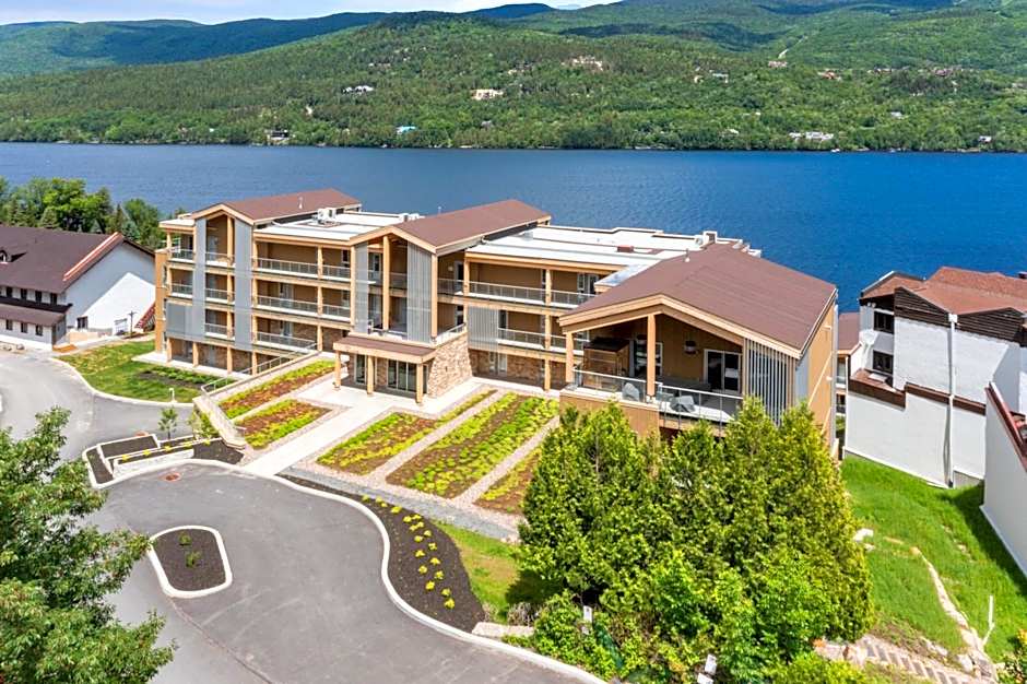 Lago by Tremblant Platinum