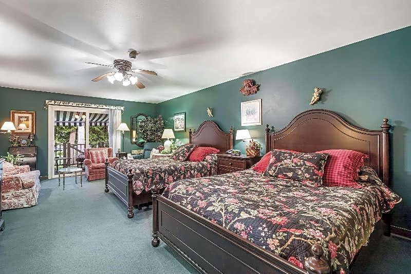 The Shore Club Wisconsin, an Ascend Collection Hotel