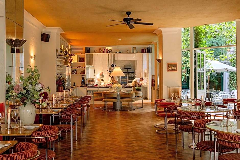 Coco Hotel